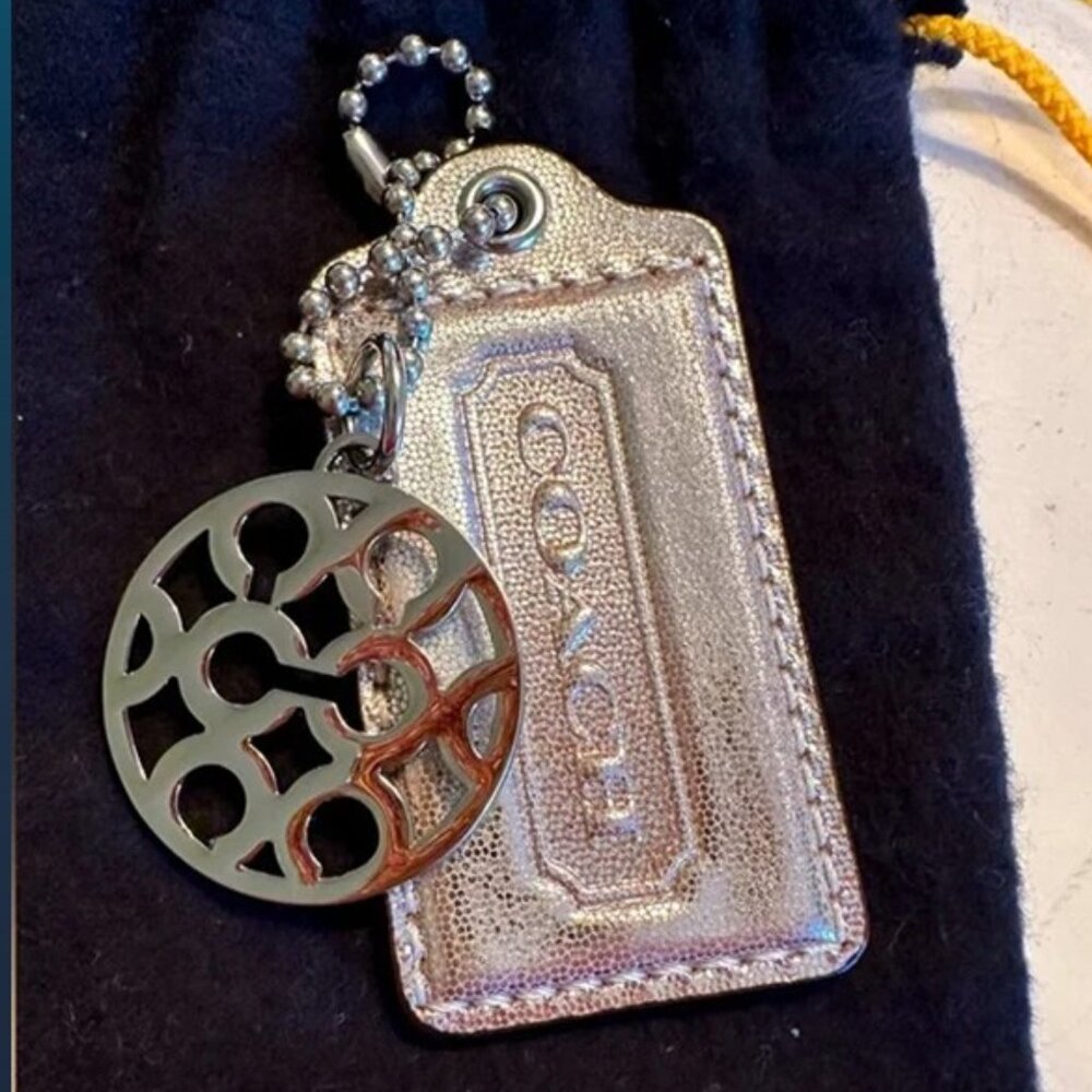 Coach - Silver Hang Tag and Op Art C's Purse Charm - Picture 6 of 10